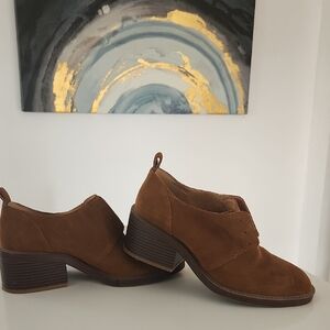 Crown Vintage Tan Suede Heeled Boots